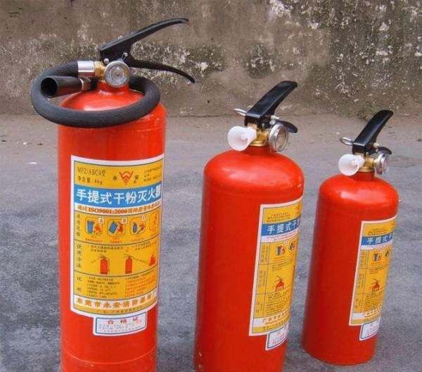 灭火器可以躺着放,灭火器可以平着放吗图4