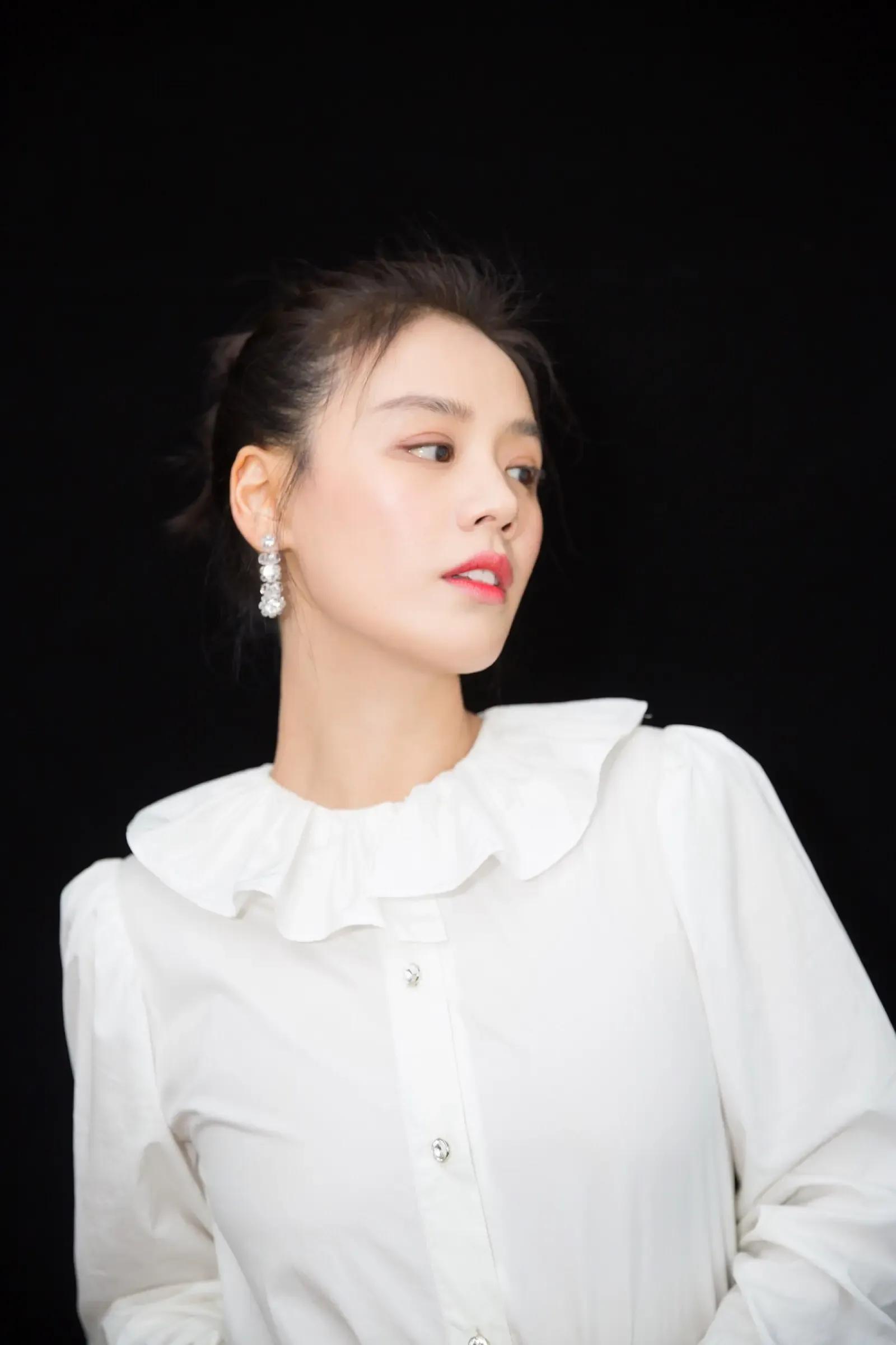 马思纯个人资料简介及全名(演员马思纯,从恋爱到生活经历了什么?)