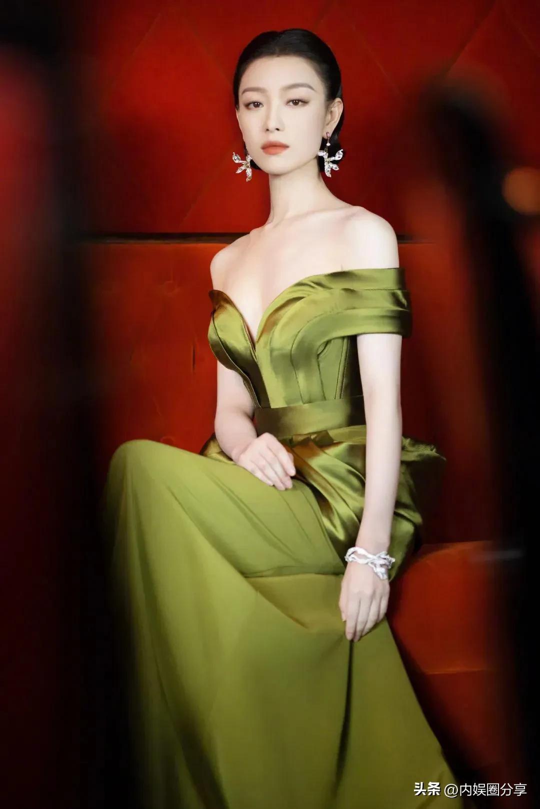 倪妮个人资料介绍： 34岁魅力十足的倪妮，身材火辣性感迷人