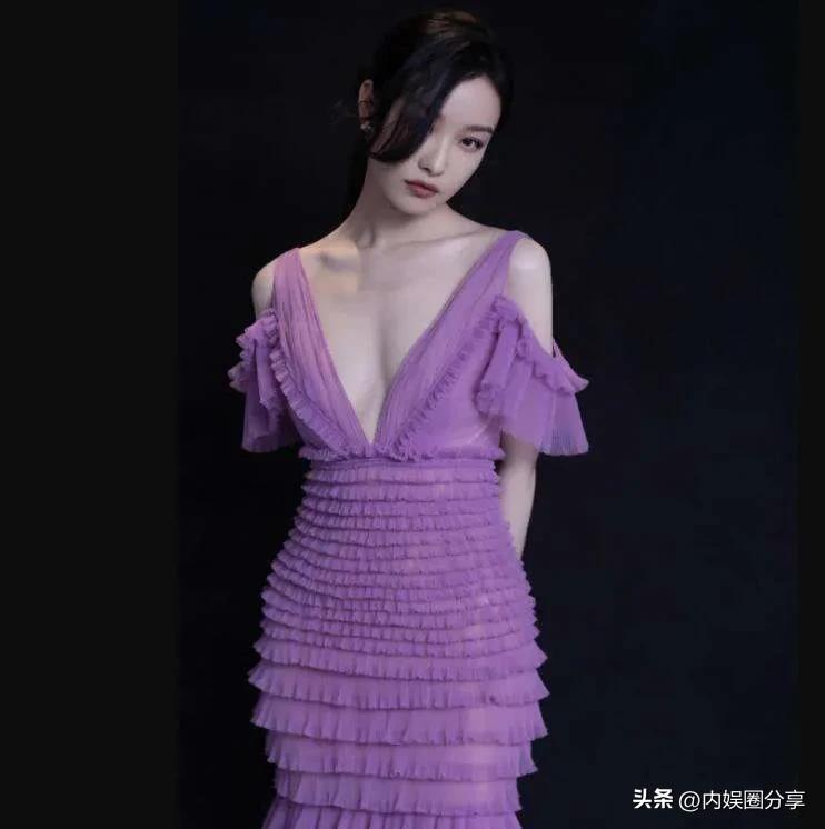 倪妮个人资料介绍： 34岁魅力十足的倪妮，身材火辣性感迷人