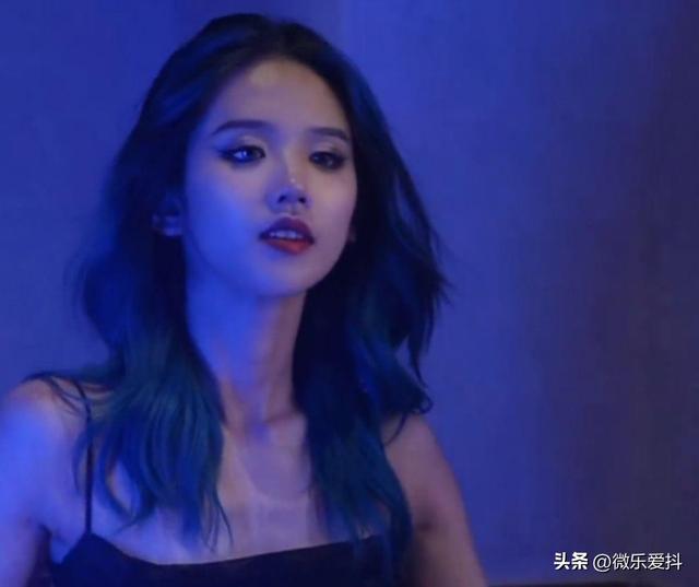 井川里予为啥火起来(井川里予晒出浴池血照吓懵网友)(3)