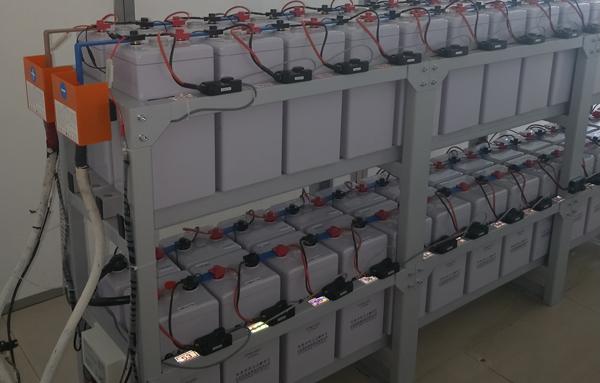 测量蓄电池的三种方法(你知道测量蓄电池的三种方法)(2)