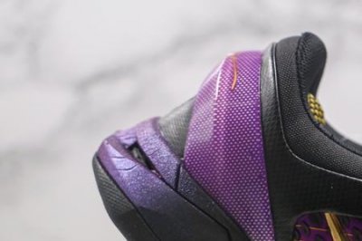 ​科比8有几个版本