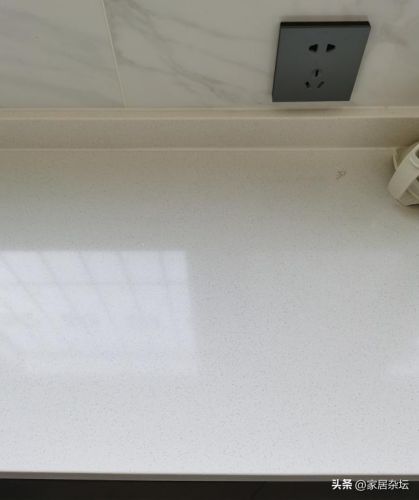 整体厨房台面用什么材质好(整体厨房台面用什么胶酸性还是中性好)-第2张图片-