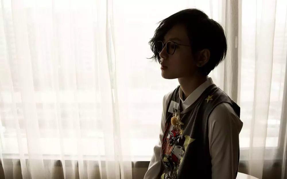 “超女”里人缘最好的歌手周笔畅，十年磨一剑，一朝试锋芒