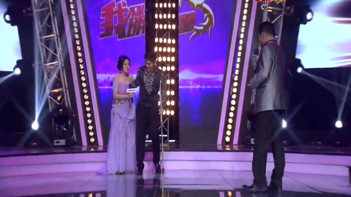 富豪石磊：潘长江是我岳父，不管潘阳红不红，她都是我的财政管家