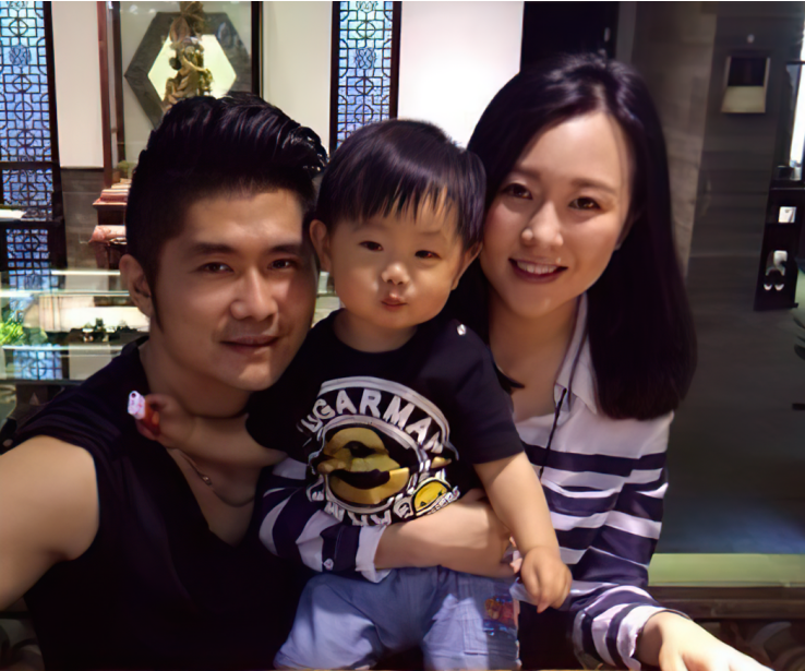 富豪石磊：潘长江是我岳父，不管潘阳红不红，她都是我的财政管家