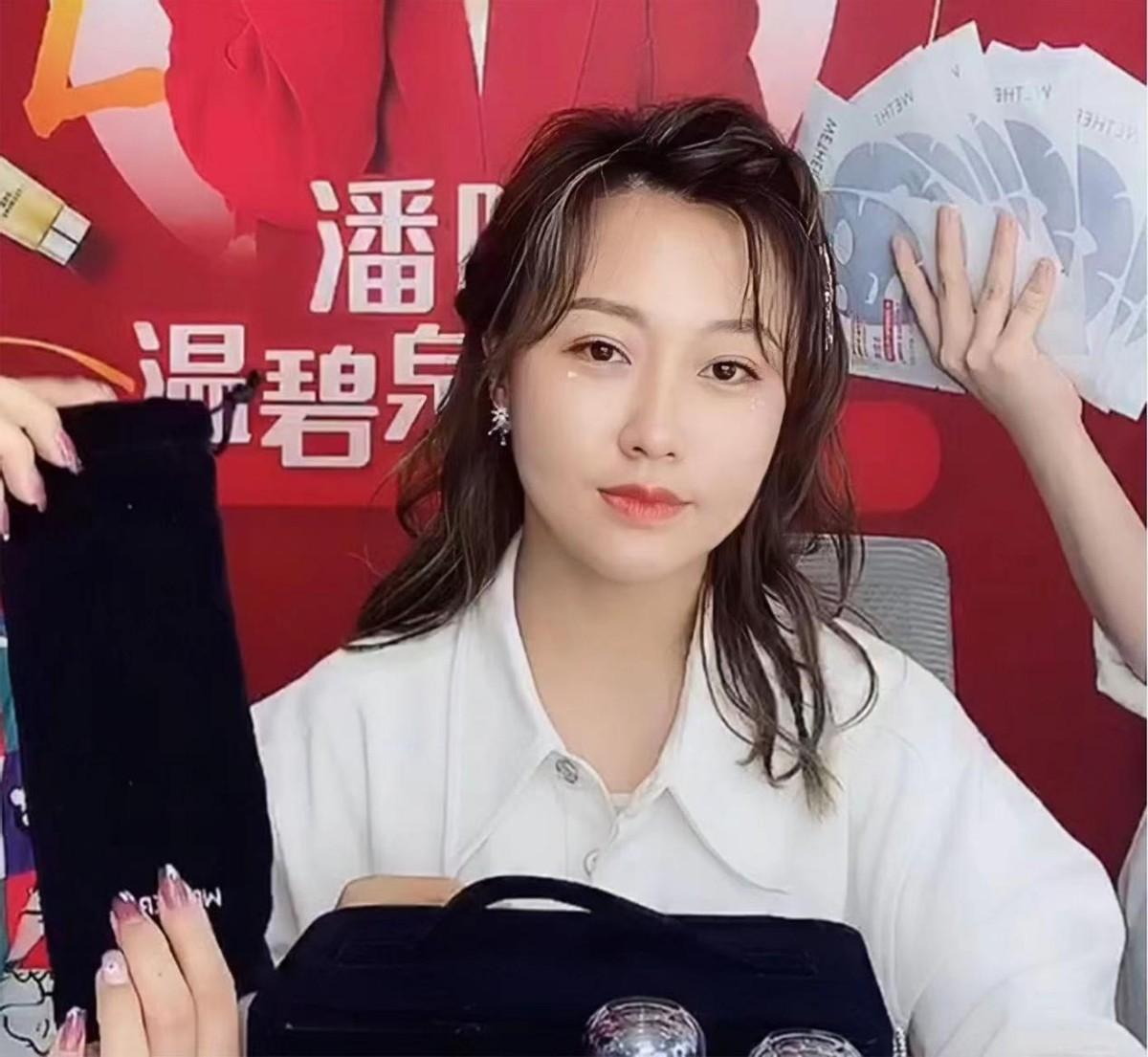 富豪石磊：潘长江是我岳父，不管潘阳红不红，她都是我的财政管家