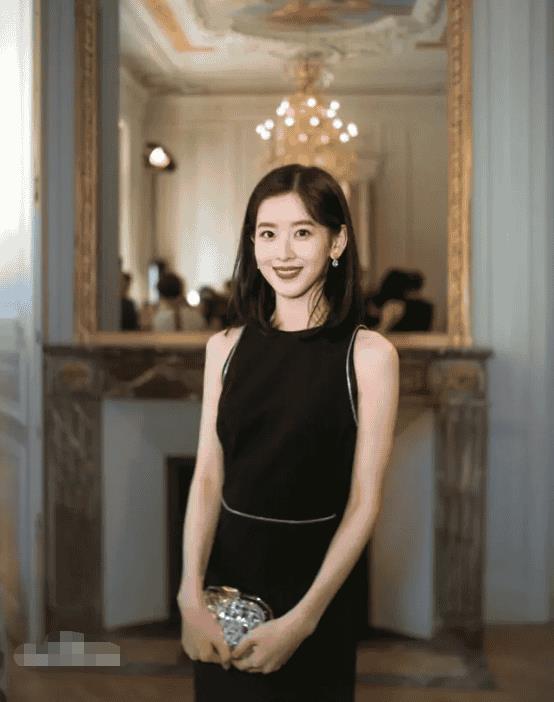 奶茶妹妹章泽天和刘强东（刘强东的老婆张天泽基本信息）