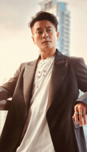 ​黄宗泽否认与万籽麟恋情 此前女方也发文辟谣