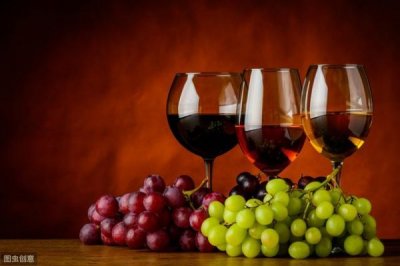 ​老年人能喝点红酒吗女性？老年人可以喝点红酒吗