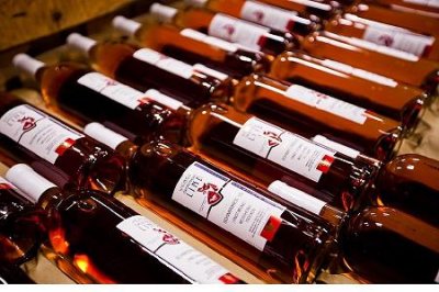 ​法国露喜龙是名庄酒吗(露喜龙葡萄酒价格)