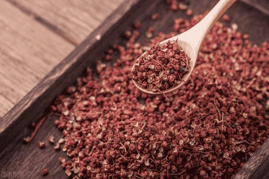 煮牛肉最香的香料配方窍门（家庭煮牛肉放什么调料）