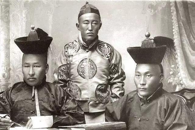 中国的外蒙古国为什么独立出去了(蒙古国是中国的吗)