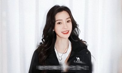 ​Angelababy风波后首次露面 绽放甜美笑容状态佳