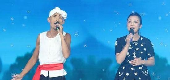 阿宝张冬玲闪婚(星光大道走出的阿宝 私下生活奢侈)