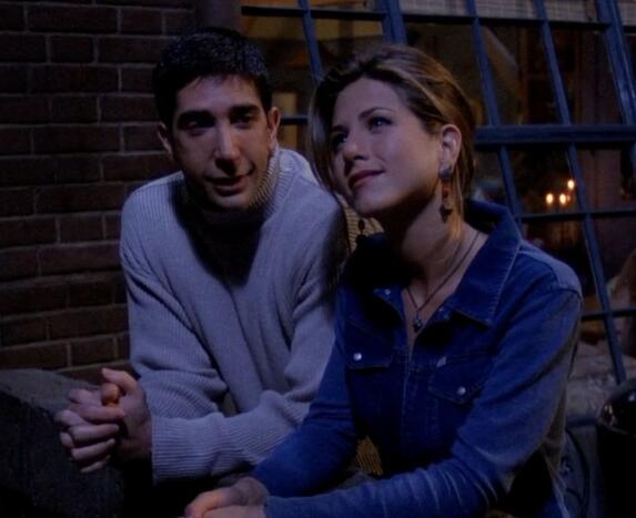 老友记瑞秋最后和谁在一起了