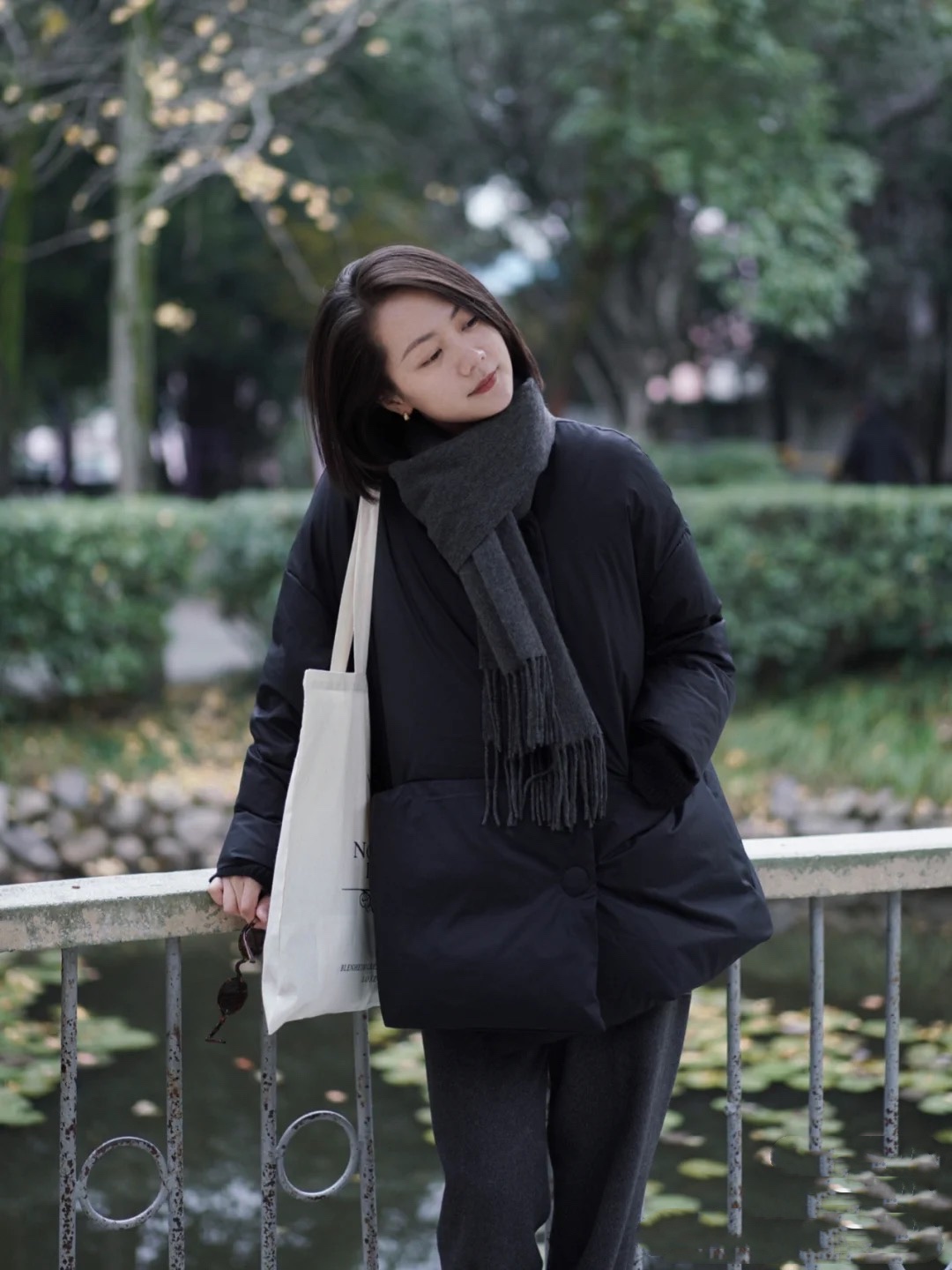 新买的羽绒服有鸭腥味怎么回事（新买的羽绒服有鸭腥味怎么办）