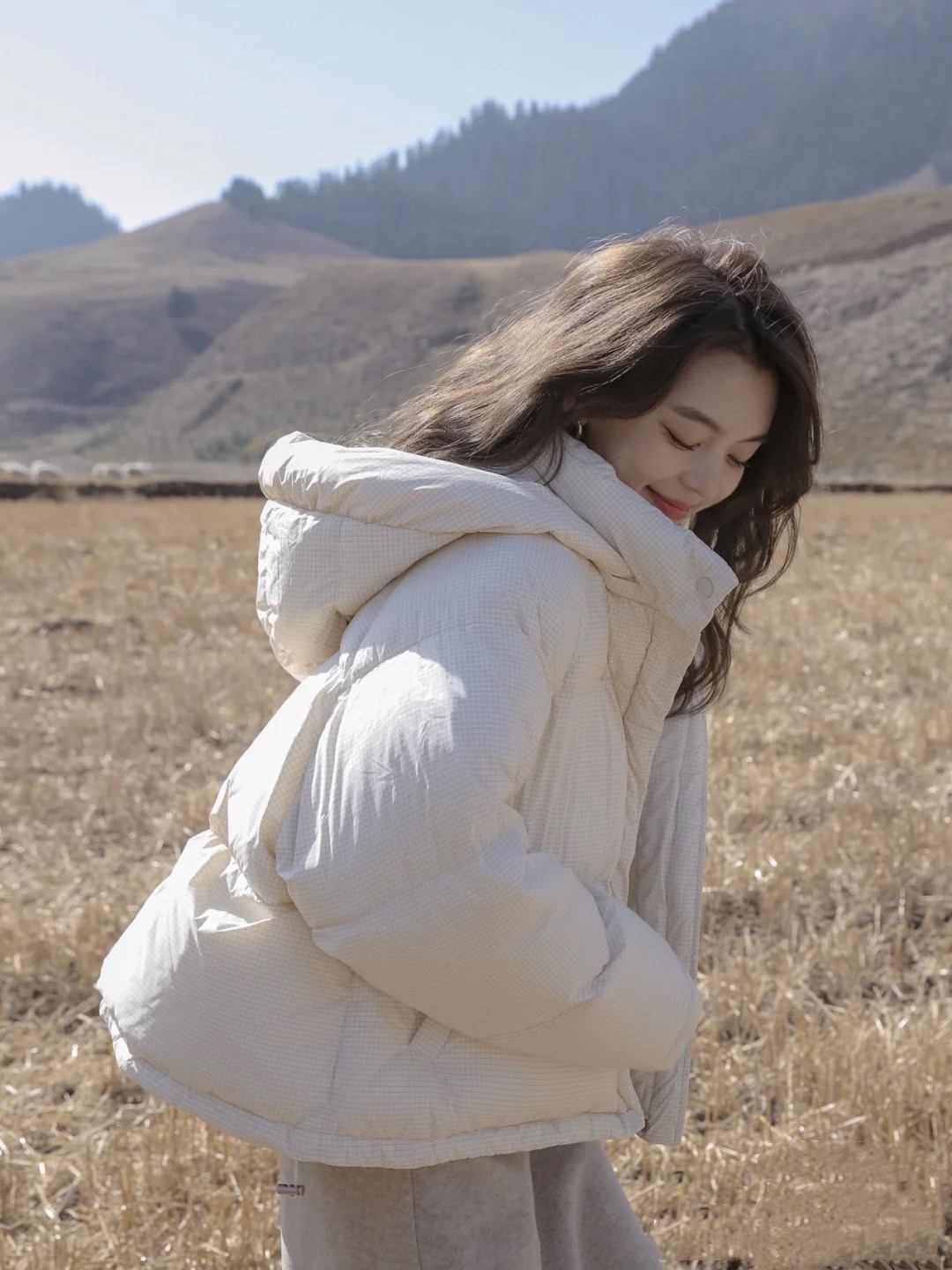 新买的羽绒服有鸭腥味怎么回事（新买的羽绒服有鸭腥味怎么办）