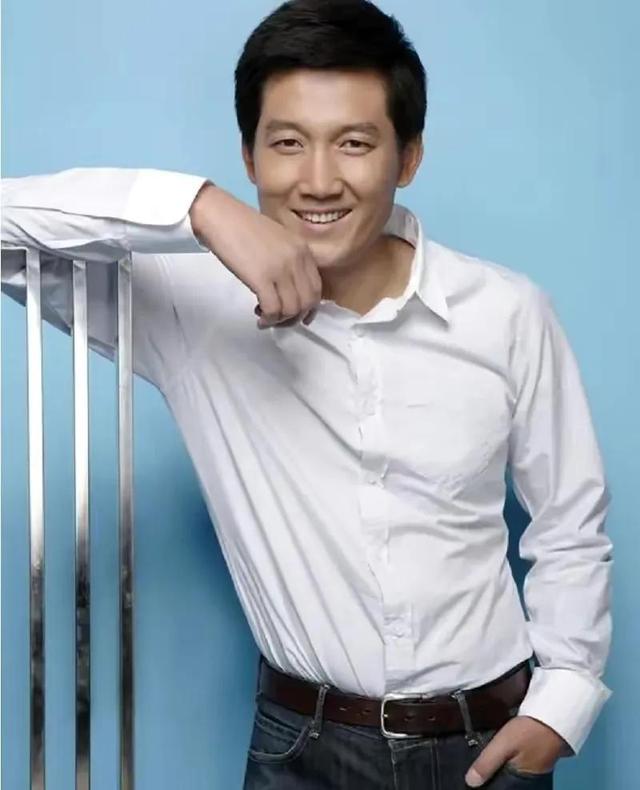 刘伯勋演员怎么死的(41岁男演员刘伯勋突发心梗离世)(3)