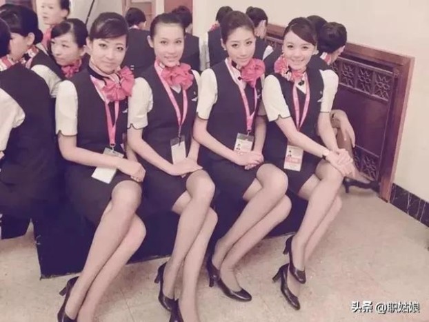 国内的当空姐一个月多少钱工资,现在空姐工资收入到底有多高