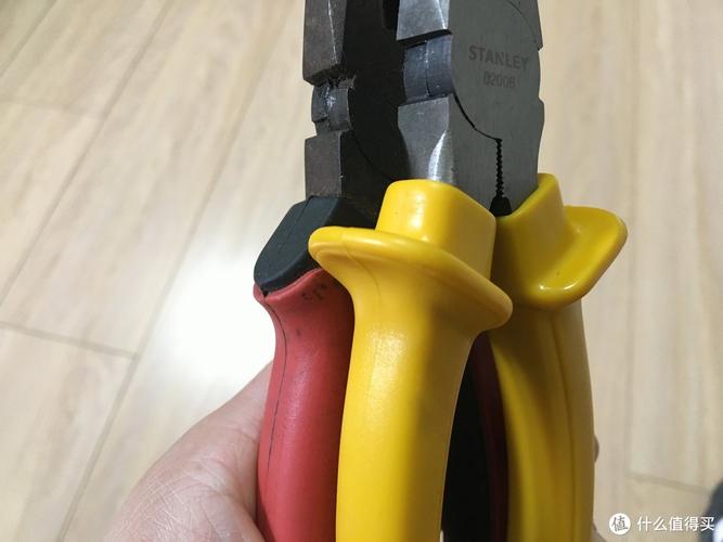 二、怎样选择防滑工具