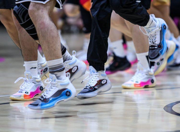 李宁篮球鞋哪个系列比较好(李宁鞋子哪个系列好看)