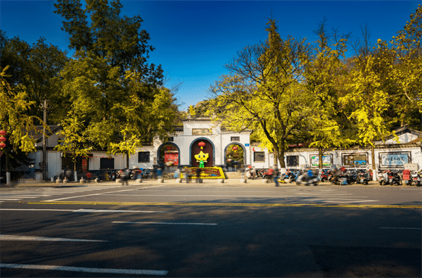 金陵是哪个城市(南京为何叫金陵)