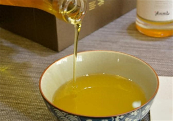 吃玉米油的好处和坏处(吃玉米油好不好)