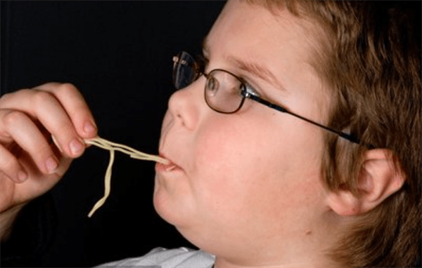 一二三木头人游戏规则(一二三木头人怎么玩)