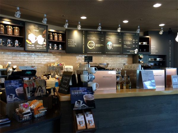 星巴克招聘需要什么条件(星巴克面试容易过吗)