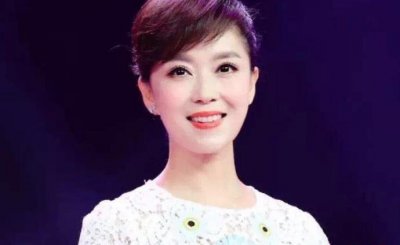 ​梨园春主持人庞晓戈丈夫是谁 庞晓戈资料年龄