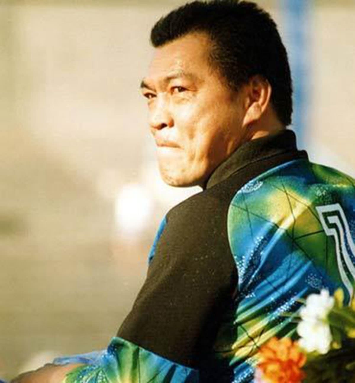 成奎安个人资料写真作品