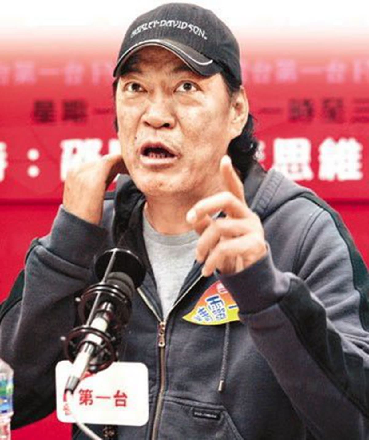 成奎安个人资料写真作品