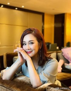 ​陈松伶个人资料介绍（陈松伶被张铎宠成公主！童年坎坷遭家人背叛，曾因年龄差