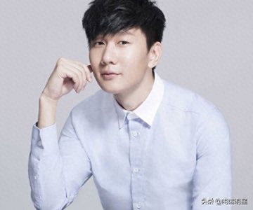 ​有过17个绯闻女友，情史混乱的林俊杰，居然是“纯情大男孩”？