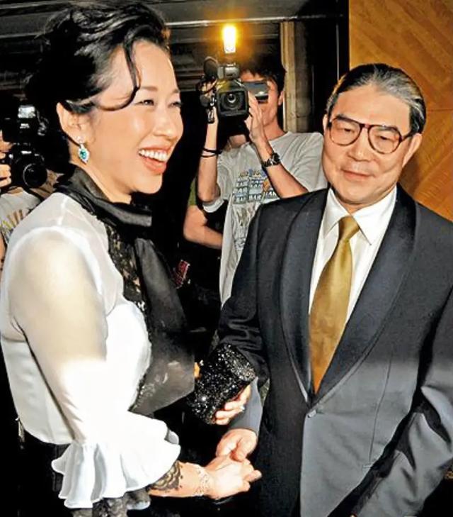 亚洲惊艳选美（没有这一眼万年千娇百媚的性感）(39)