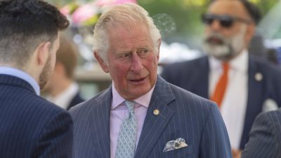 ​英媒：查尔斯三世，充满矛盾的英国新君主