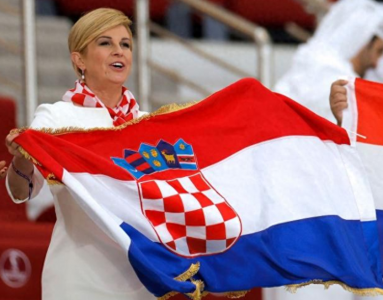 ​科琳达：克罗地亚美女总统，身材傲人，做出惊世之举，头号足球迷