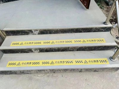 ​加梯“微改造”，暖到居民的心坎上