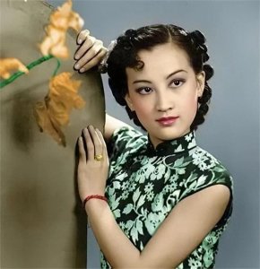 ​周璇：中国最早的两栖明星，14岁成名，3段恋情6年癫狂，37岁离世