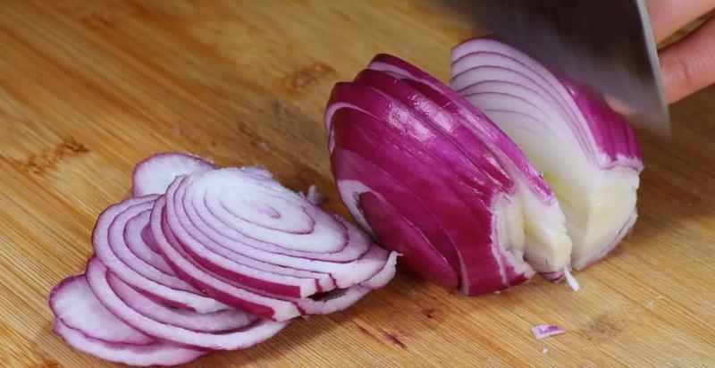 草鱼的做法简单又好吃(草鱼怎么做好吃？)