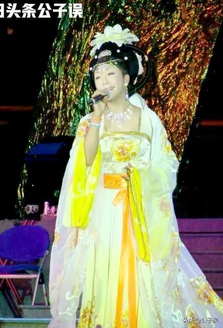 李玉刚个人资料简介及妻子（李玉刚经历了什么）-