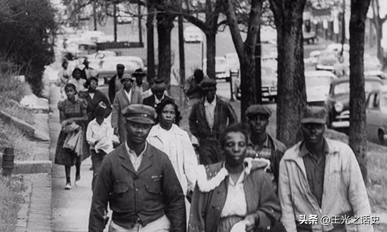 南非是发达国家吗，南非真实生活水平怎么样-