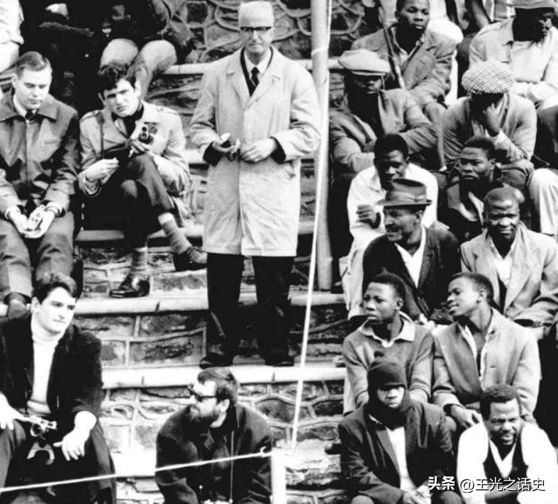 南非是发达国家吗，南非真实生活水平怎么样-