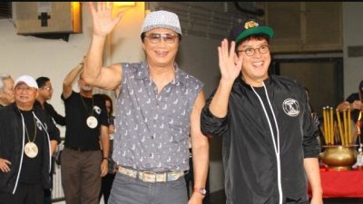​许冠杰的儿子拍档演出 许冠杰与谭咏麟携手合作