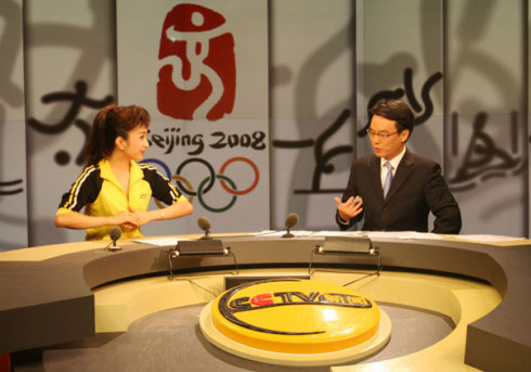 央视主持人张羽 张羽的入行经历