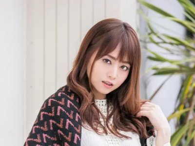 ​专长日本舞的吉泽明步美图分享，片场玉娇龙！