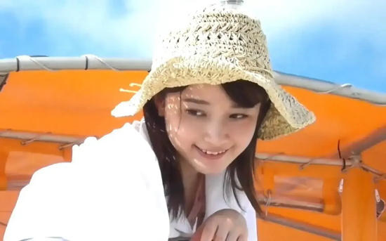 森户知沙希-清纯靓丽可爱的大眼萌妹