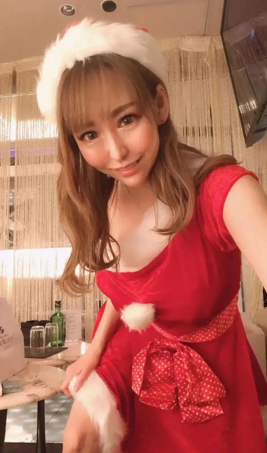 重口易调的朝桐光美图分享，F CUP的女王!